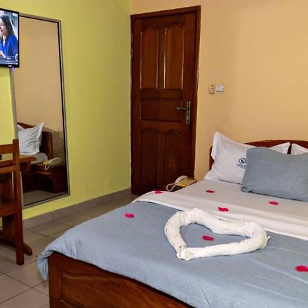 Hotel Le Printemps Douala Dış mekan fotoğraf